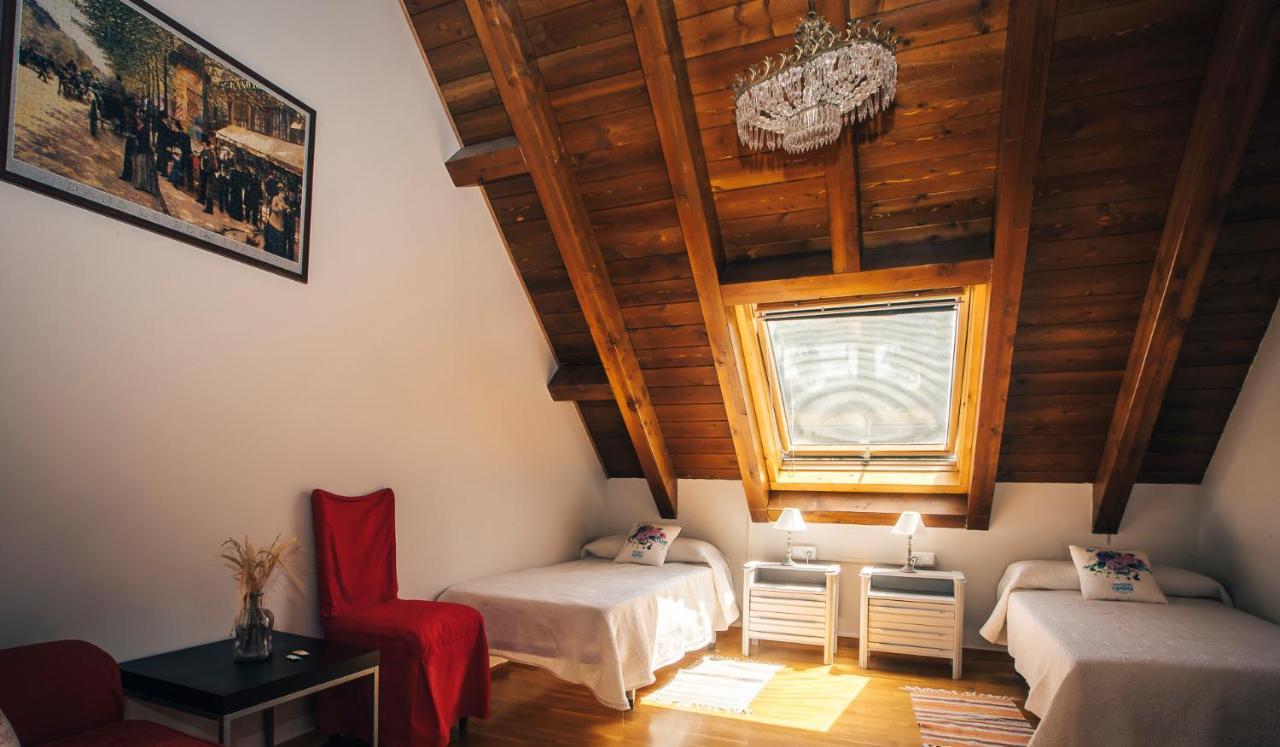 Apartamentos De Montana Mendiola - Casa Ferran-Casa Karrikaburu Valcarlos ภายนอก รูปภาพ