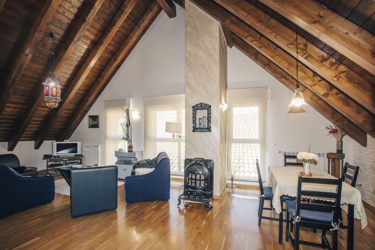 Apartamentos De Montana Mendiola - Casa Ferran-Casa Karrikaburu Valcarlos ภายนอก รูปภาพ